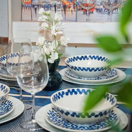 Lyrioshomes Apartamento Montano Center Apartment Malaga