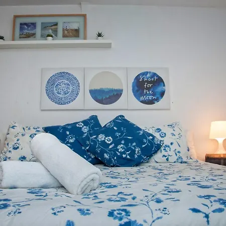 Lyrioshomes Apartamento Montano Center * Malaga