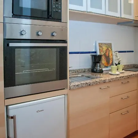 Lyrioshomes Apartamento Montano Center Apartment