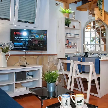 Lägenhet Lyrioshomes Apartamento Montano Center